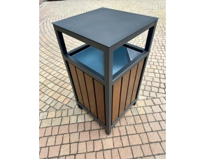 Mülleimer aus Metall mit...