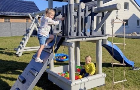 Spielturm und Alter des Kindes – was ist wirklich sinnvoll?